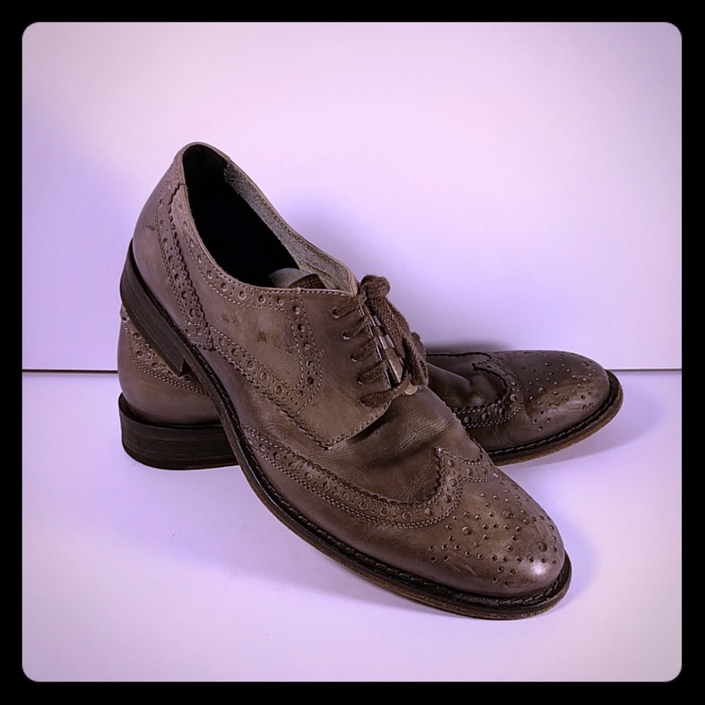 Kenneth Cole Wingtip Dress Shoes
